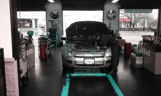 Car Wash «Folsom Glenn Car Wash & Auto Lube», reviews and photos, 414 Glenn Dr, Folsom, CA 95630, USA