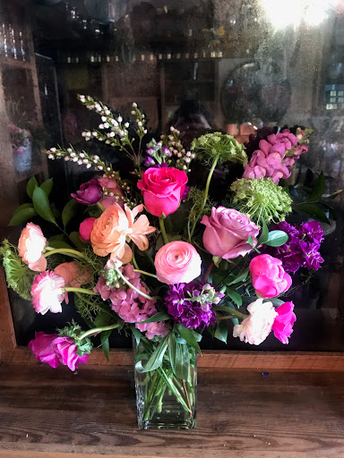 Florist «Bell and Trunk Flowers», reviews and photos, 1411 18th St, San Francisco, CA 94107, USA