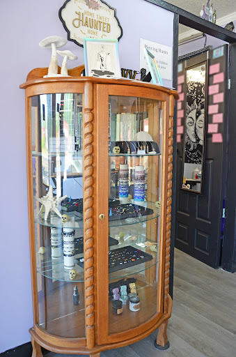 Find small finger tattoo ideas for your next unique tattoo in Kingsland at Sea Of Ink Tattoo & Piercing Studio
