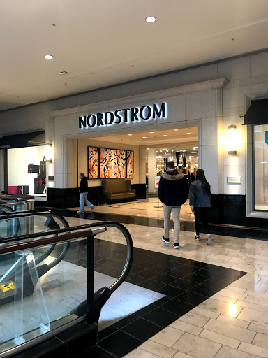 Nordstrom Ross Park, 1000 Ross Park Mall Dr, Pittsburgh, PA 15237, USA, 