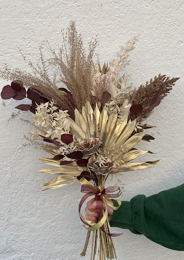 Florist «Country Village Florist and Gifts, Inc.», reviews and photos, 212 E Main St, East Islip, NY 11730, USA