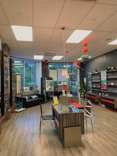 Optician «Visions By Victoria Rose», reviews and photos, 639 Veterans Rd W, Staten Island, NY 10309, USA