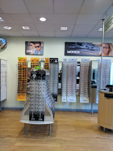 Specsavers Opticians and Audiologists - Strand - London