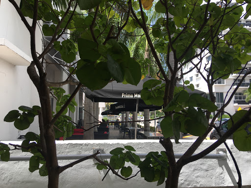 Liquor Store «Primo Liquor & Market», reviews and photos, 3801 Collins Ave, Miami Beach, FL 33140, USA