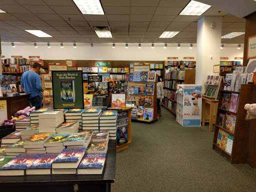 Book Store «Barnes & Noble», reviews and photos, 15 Backus Ave, Danbury, CT 06810, USA