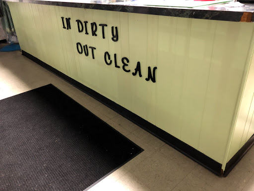 Dry Cleaner «Portland Cleaners», reviews and photos, 105 NE 8th Ave, Portland, OR 97232, USA