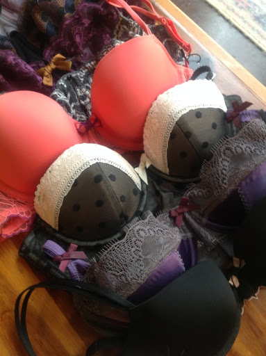 Lingerie Store «Amour», reviews and photos, 518 E 6th St, Des Moines, IA 50309, USA