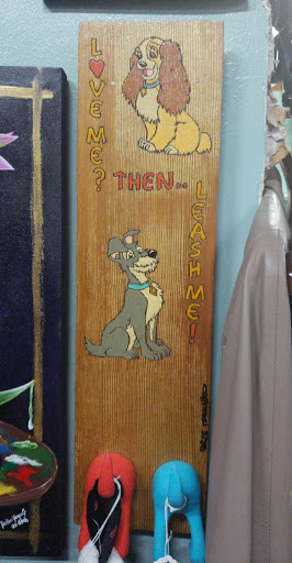Thrift Store «OddBalls Nifty Thrift», reviews and photos, 530 NE 13th St, Fort Lauderdale, FL 33304, USA