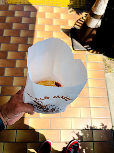 Donut Shop «Tasty Donuts and Cafe», reviews and photos, 8205 Santa Monica Blvd, West Hollywood, CA 90046, USA