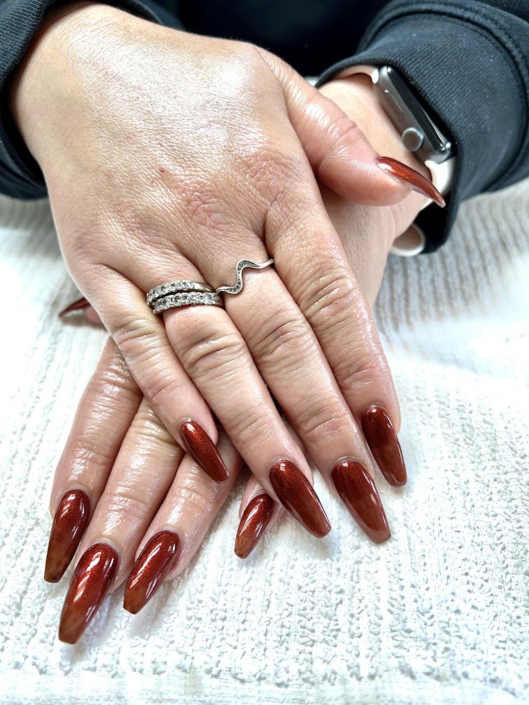Pretty Nails Spa and Tanning 53149