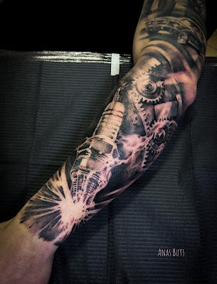 Adrenaline tattoo ANAS BUTS à Marseille