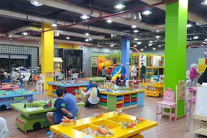 Kids Station (Beverly Hills) image