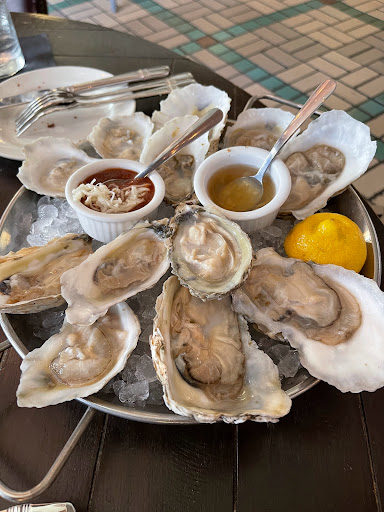 Seafood Restaurant «Devon Seafood + Steak», reviews and photos, 27 W Chocolate Ave, Hershey, PA 17033, USA