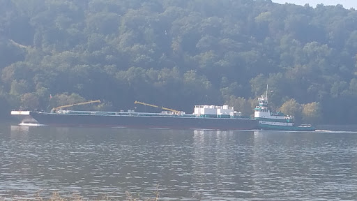 Park «Quiet Cove Riverfront Park», reviews and photos, 1 Clear Water Dr, Poughkeepsie, NY 12601, USA