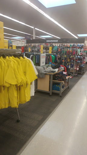 Sporting Goods Store «Academy Sports + Outdoors», reviews and photos, 1101 W Arbrook Blvd, Arlington, TX 76015, USA