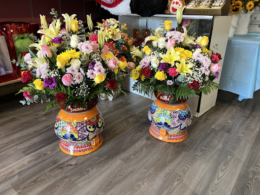 Florist «Floreria Alcatraz», reviews and photos, 159 Aldine Bender Rd #174, Houston, TX 77060, USA