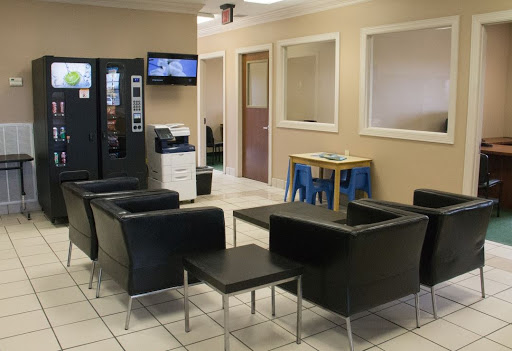 Used Car Dealer «Wyatt Johnson Auto Credit», reviews and photos, 809 Kraft St, Clarksville, TN 37040, USA