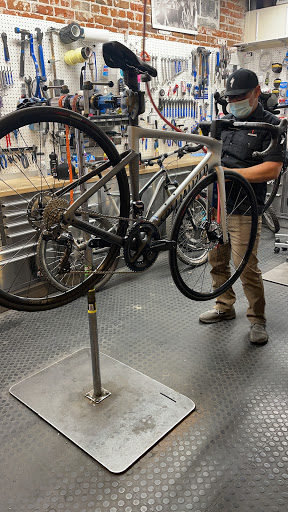 Bicycle Store «Peak Cycles - BikeParts.com», reviews and photos, 1224 Washington Ave, Golden, CO 80401, USA