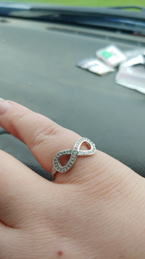 Jewelry Store «Genesis Jewelry», reviews and photos, 519 W Avalon Ave #31, Muscle Shoals, AL 35661, USA