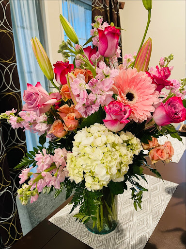 Florist «Arlington Flower Exchange», reviews and photos, 1730 W Randol Mill Rd #120, Arlington, TX 76012, USA