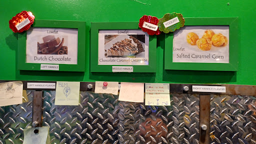 Frozen Yogurt Shop «TartBerry», reviews and photos, 915 SW 9th Ave, Portland, OR 97205, USA