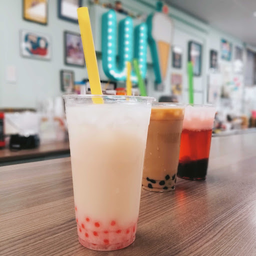 Ice Cream Shop «Wyliepalooza Ice Cream Emporium», reviews and photos, 5535 E Washington St, Indianapolis, IN 46219, USA