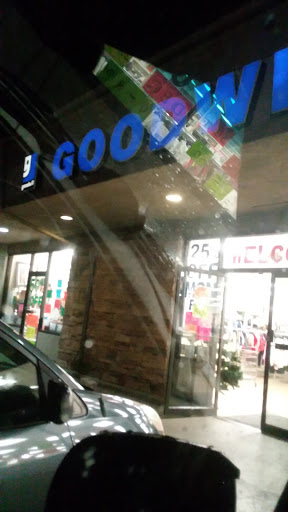 Thrift Store «Goodwill Retail Store & Donation Center», reviews and photos, 530 E Los Angeles Ave, Simi Valley, CA 93065, USA