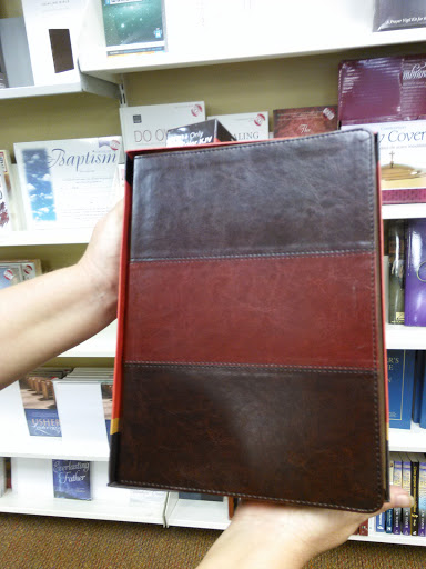 Book Store «LifeWay Christian Store», reviews and photos, 169 Brandon Town Center Dr, Brandon, FL 33511, USA