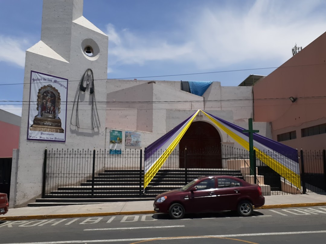Iglesia De la Plaza Las Americas
