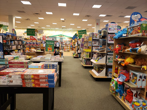 Book Store «Barnes & Noble», reviews and photos, 1 E Towne Mall, Madison, WI 53704, USA