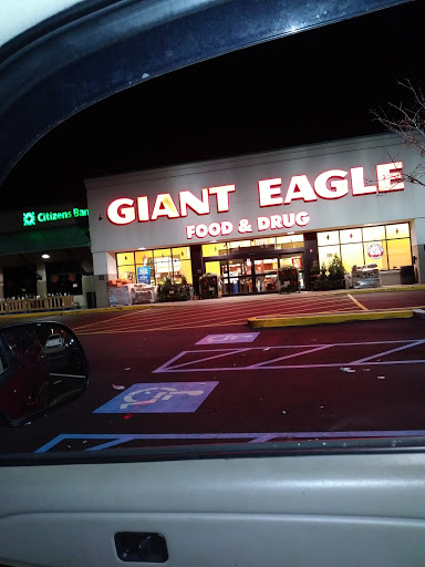 Shopping Mall «Edgewood Towne Centre», reviews and photos, 1763 S Braddock Ave, Pittsburgh, PA 15218, USA