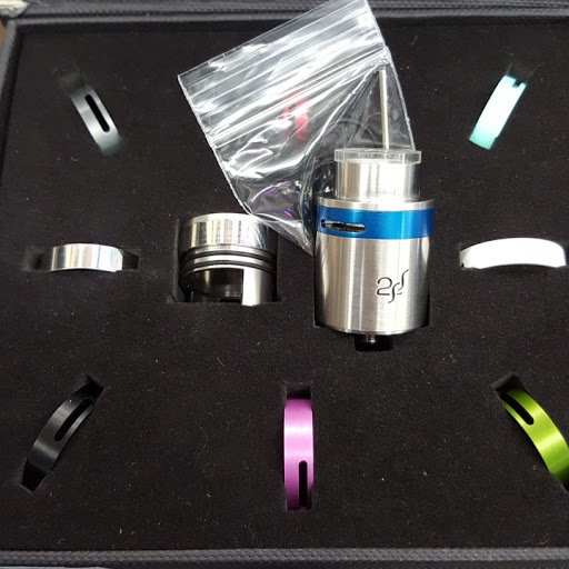 Party Store «Express Tobacco Vapor & Liqour Outlet», reviews and photos, 704 S Lapeer Rd, Lake Orion, MI 48362, USA