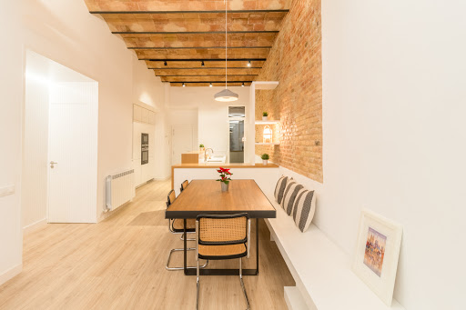 Dinmo Inmobiliaria Barcelona Barcelona