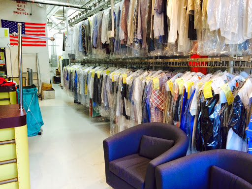 Dry Cleaner «Peach Cleaners», reviews and photos, 6355 Peachtree Dunwoody Rd #20, Sandy Springs, GA 30328, USA