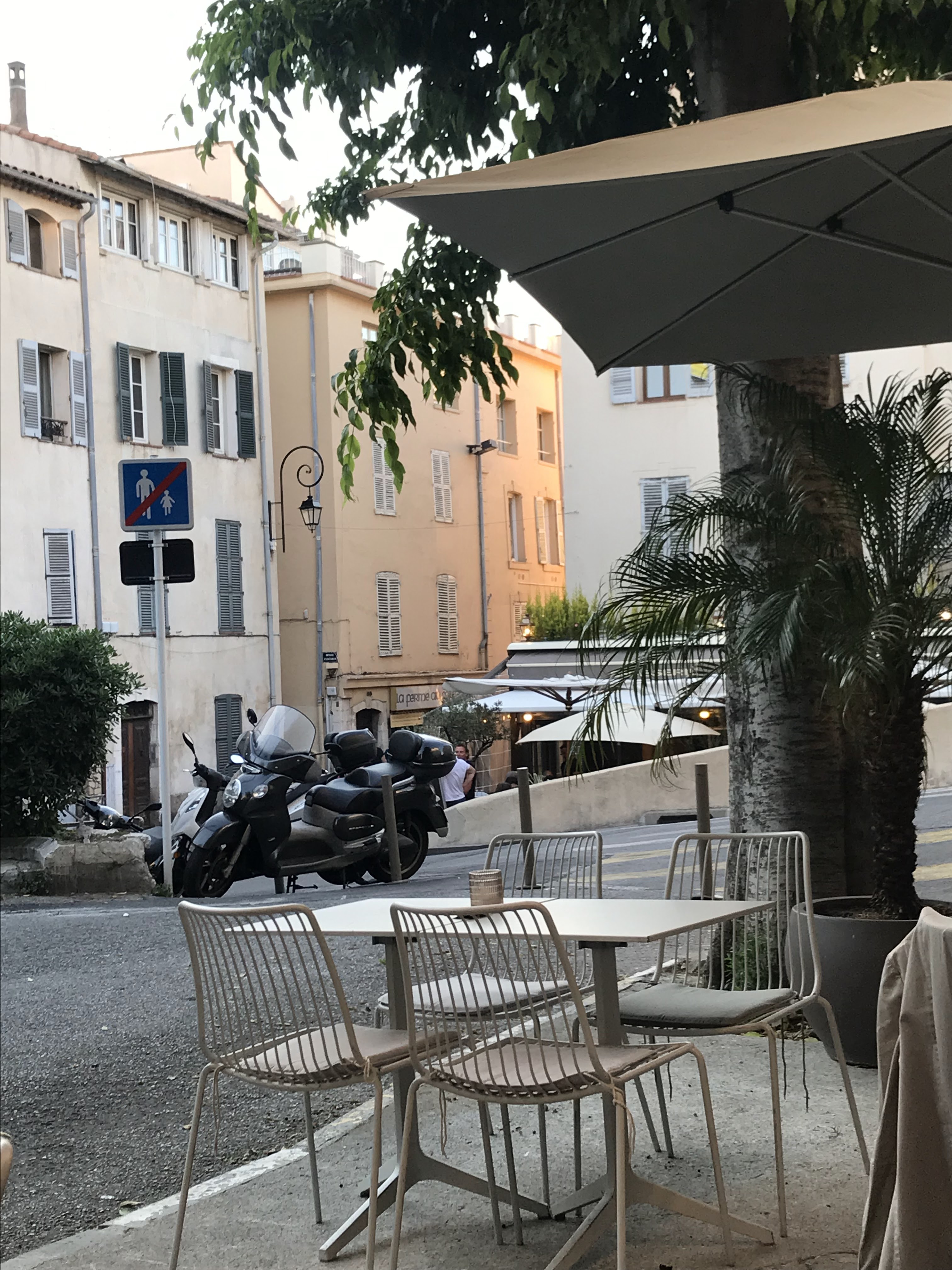 Photo n° 2 de l'avis de Vanda.o fait le 04/06/2019 à 07:25