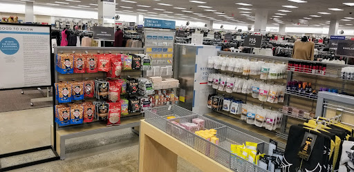 Department Store «Nordstrom Rack Liberty Tree Mall», reviews and photos, 50 Independence Way, Danvers, MA 01923, USA