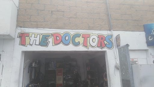 THE DOCTORS MOTO SERVICIO