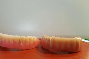 Malo Dental Prosthodontics image