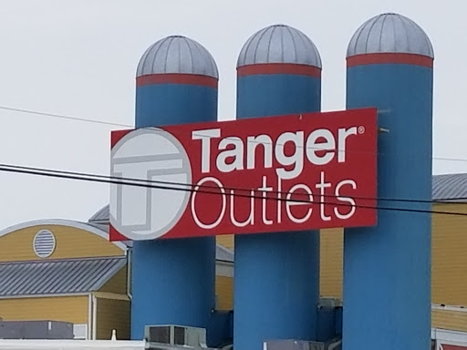 Outlet Mall «Tanger Outlet Lancaster», reviews and photos, 311 Stanley K. Tanger Blvd, Lancaster, PA 17602, USA