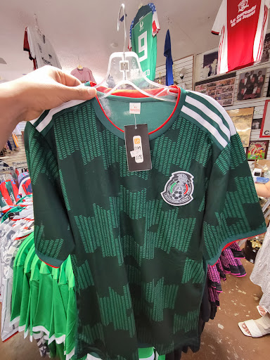 Soccer Store «Deportes America Soccer Shop», reviews and photos, 2822 N 16th St, Phoenix, AZ 85006, USA