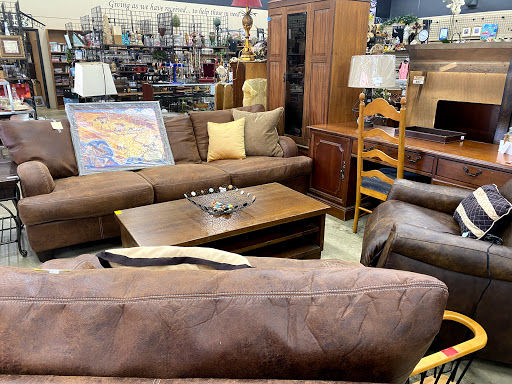 Thrift Store «Graceful Buys», reviews and photos, 418 E Northwest Hwy, Grapevine, TX 76051, USA