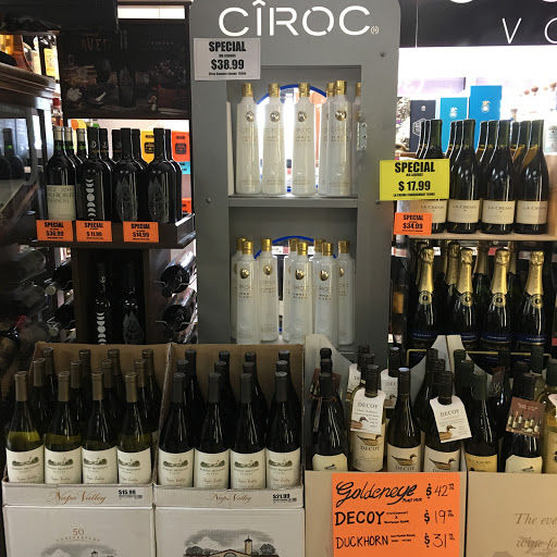 Liquor Store «Miami Beach Liquors», reviews and photos, 814 Alton Rd, Miami Beach, FL 33139, USA