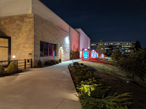 Bar & Grill «Envision Cinemas Bar & Grille», reviews and photos, 4780 Cornell Rd, Blue Ash, OH 45241, USA