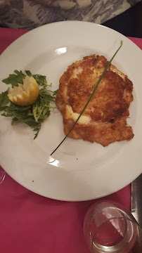 Escalope panée du Restaurant français Restaurant Tea Room Hug à Mulhouse - n°6