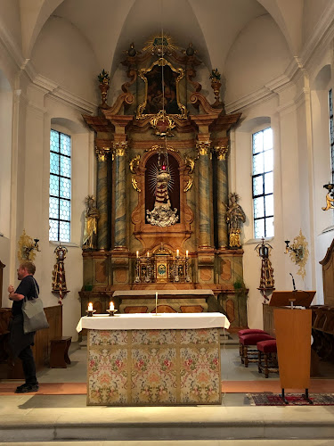 Rezensionen über Röm. Katholische Kirche in Sarnen - Kirche