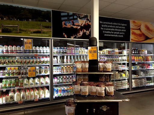 Grocery Store «New Morning Market», reviews and photos, 129 Main St N, Woodbury, CT 06798, USA