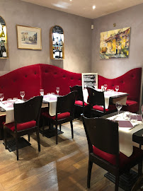 Atmosphère du Restaurant La Bonne Entente à Pontoise - n°12
