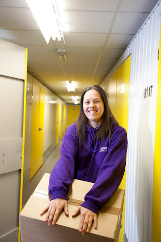 Reviews of UK Storage Swindon in Swindon - Moving company