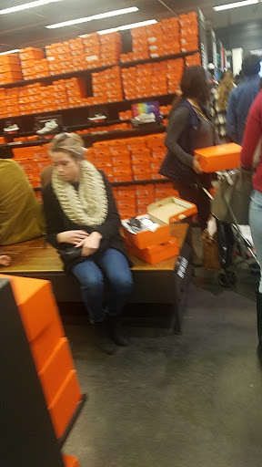 Clothing Store «Nike Factory Store», reviews and photos, 915 Ridgewalk Pkwy #200, Woodstock, GA 30188, USA