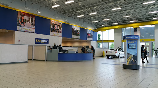 Used Car Dealer «CarMax Dealership», reviews and photos, 9501 Research Dr, Irvine, CA 92618, USA